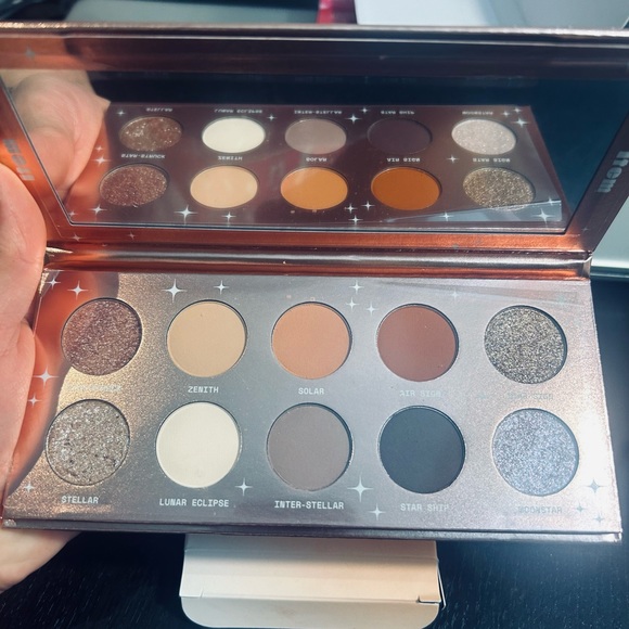 In my element eyeshadow palette - Picture 3 of 4